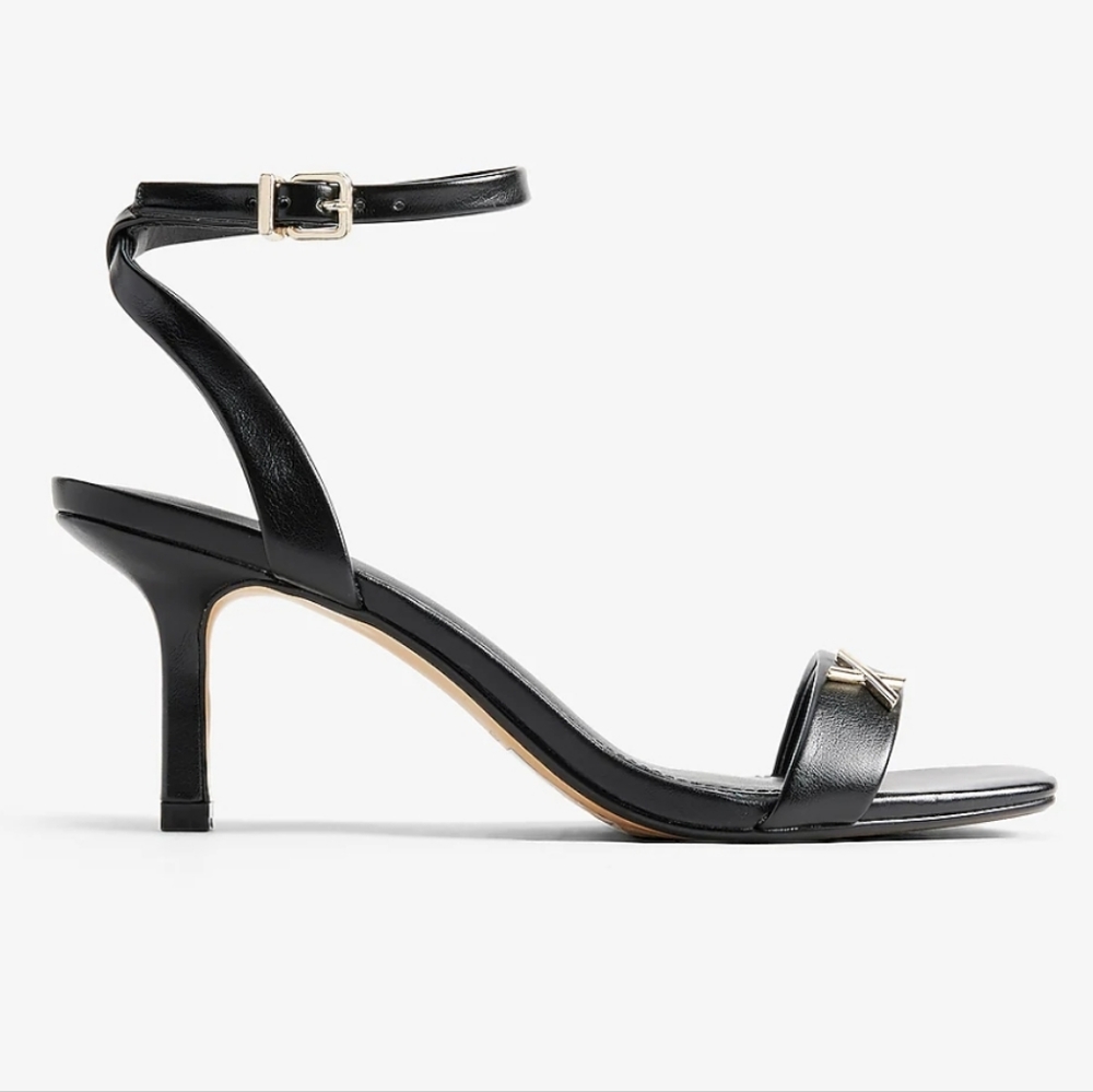 Express Square toe mid heeled sandals, size 9